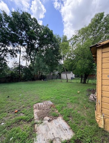 3906 Metropolitan Avenue, Dallas, TX 75210