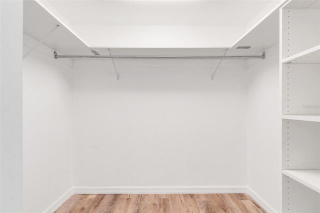 1051 S HIGHLAND STREET 4B, Mount Dora, FL 32757