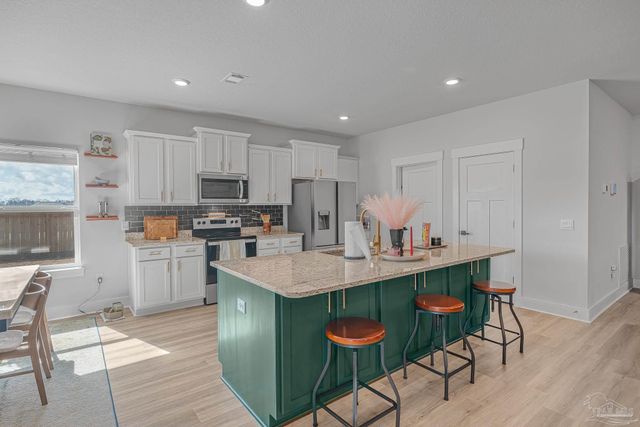 7780 Saddlebrook Ave, Pace, FL 32571