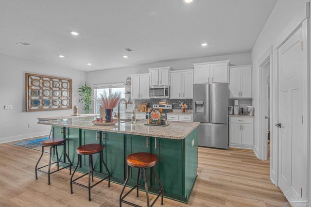 7780 Saddlebrook Ave, Pace, FL 32571