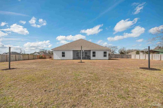 7780 Saddlebrook Ave, Pace, FL 32571