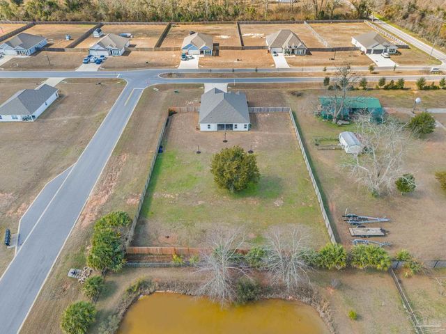 7780 Saddlebrook Ave, Pace, FL 32571