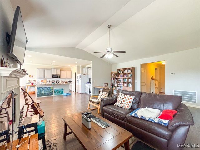 1360 Barret Park Way, Montgomery, AL 36117