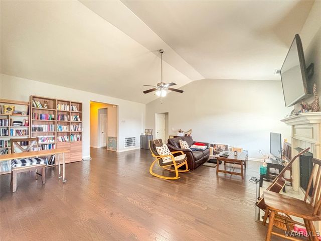 1360 Barret Park Way, Montgomery, AL 36117