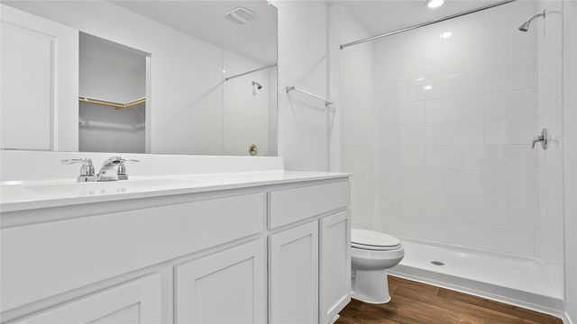 135 ORANGE FLAME BLVD, Uhland, TX 78640