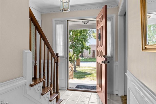 1581 Lake James DR, Virginia Beach, VA 23464