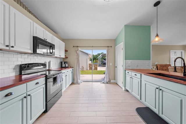 4865 MEADOW DRIVE, St Cloud, FL 34772