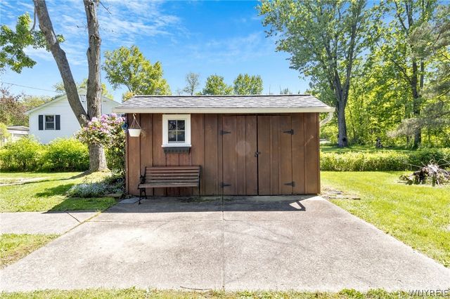 6704 Vail Drive, Hamburg, NY 14075