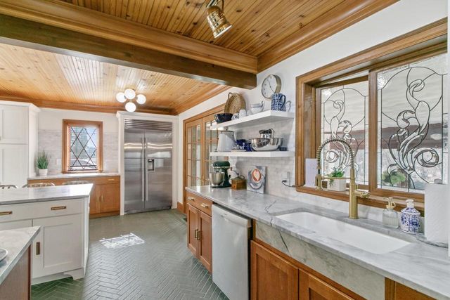 1001 Highway 33, Portage, WI 53901