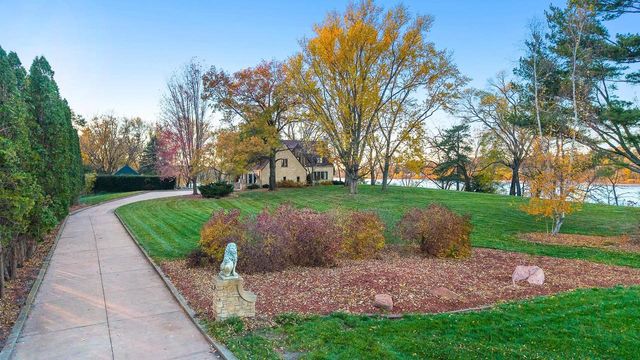 1001 Highway 33, Portage, WI 53901