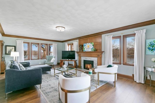 1001 Highway 33, Portage, WI 53901