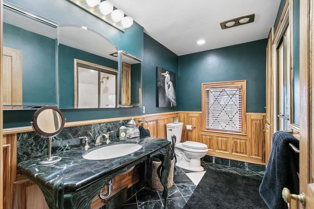 1001 Highway 33, Portage, WI 53901