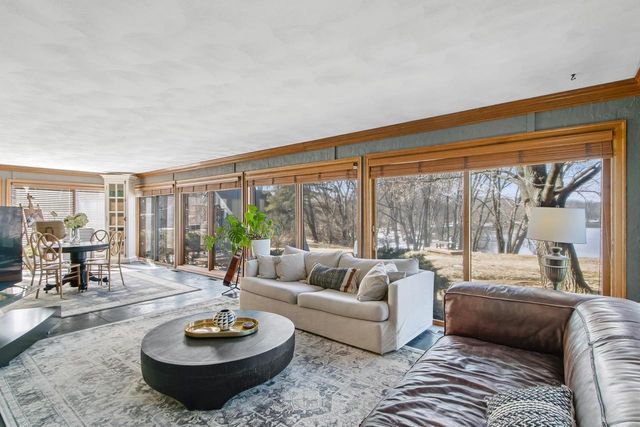 1001 Highway 33, Portage, WI 53901