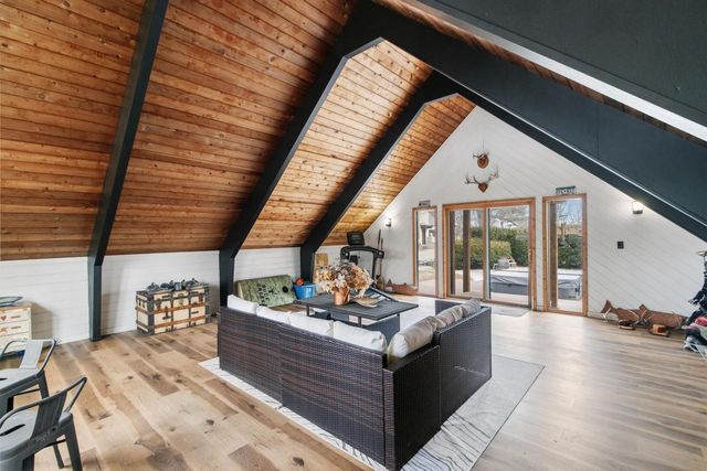 1001 Highway 33, Portage, WI 53901