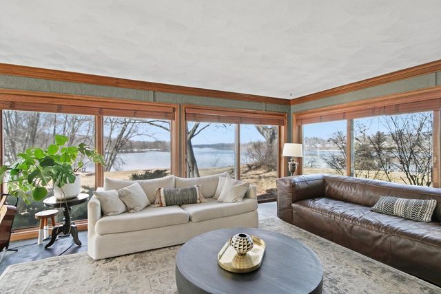 1001 Highway 33, Portage, WI 53901