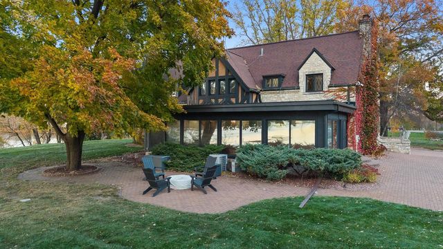 1001 Highway 33, Portage, WI 53901