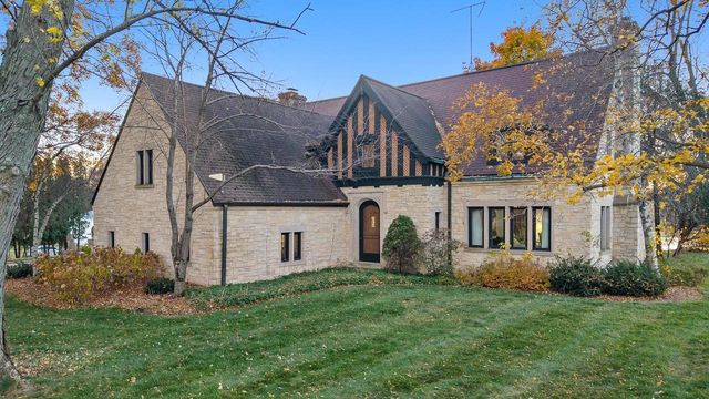 1001 Highway 33, Portage, WI 53901