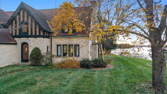 1001 Highway 33, Portage, WI 53901