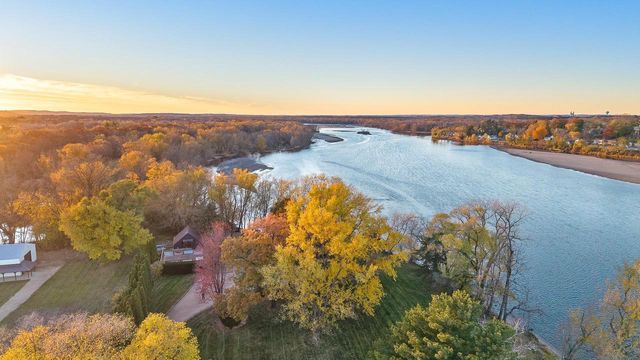 1001 Highway 33, Portage, WI 53901