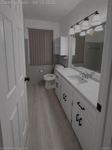 13860 E State Fair Avenue, Detroit, MI 48205