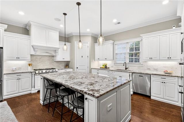 10855 Carrissa Trail, Alpharetta, GA 30022