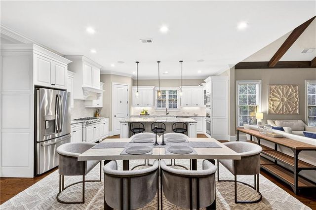 10855 Carrissa Trail, Alpharetta, GA 30022