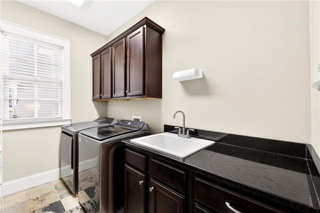 10855 Carrissa Trail, Alpharetta, GA 30022