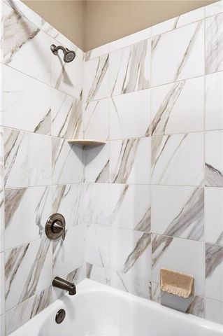 10855 Carrissa Trail, Alpharetta, GA 30022