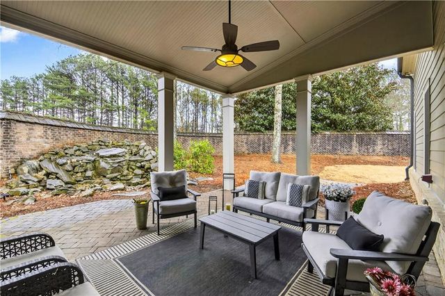 10855 Carrissa Trail, Alpharetta, GA 30022