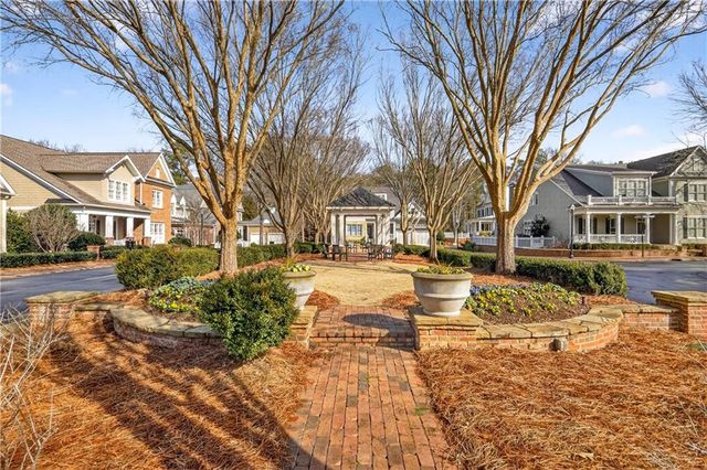 10855 Carrissa Trail, Alpharetta, GA 30022