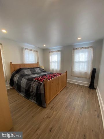 31 EIGHTH ST, Salem, NJ 08079