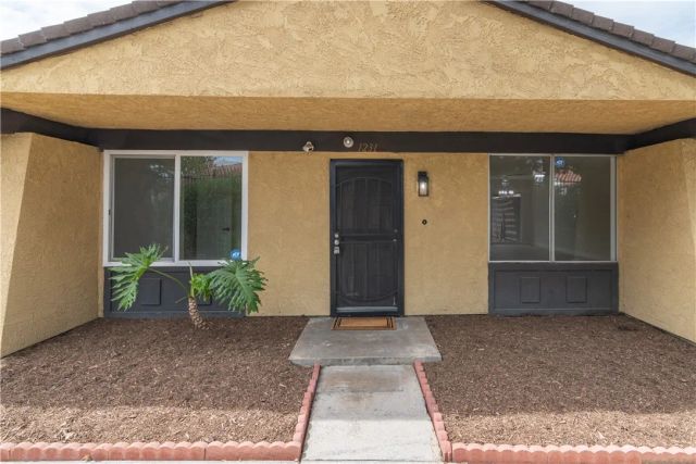 1231 S Buena Vista, Hemet, CA 92543