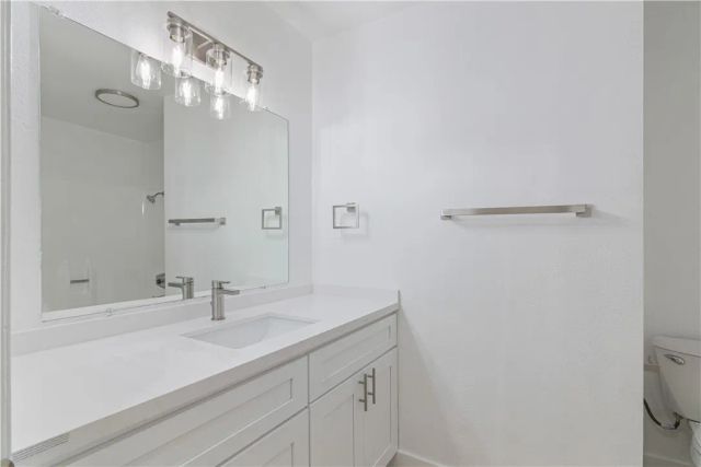 1231 S Buena Vista, Hemet, CA 92543
