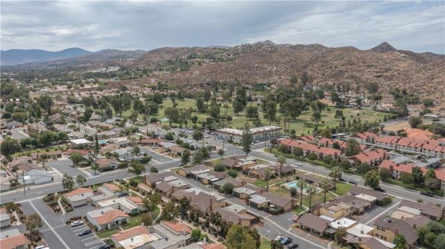 1231 S Buena Vista, Hemet, CA 92543