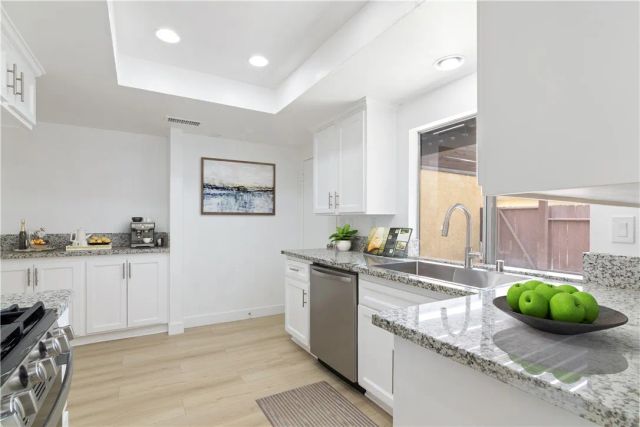 1231 S Buena Vista, Hemet, CA 92543