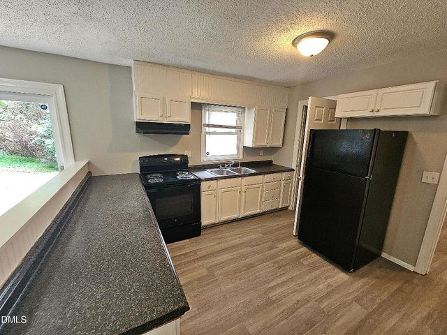 1312 Parks Village Road, Zebulon, NC 27597