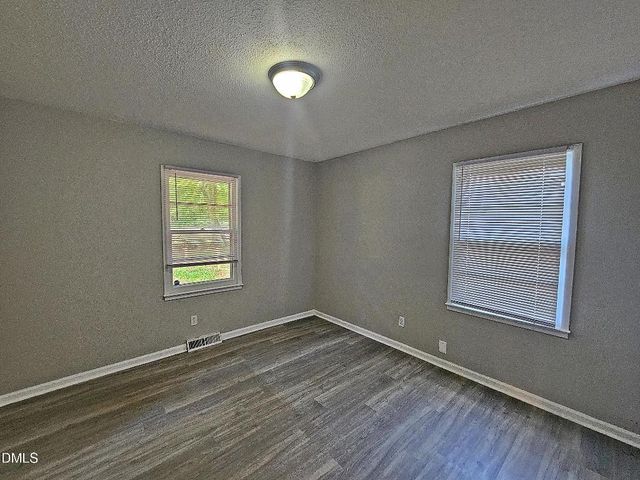 1312 Parks Village Road, Zebulon, NC 27597