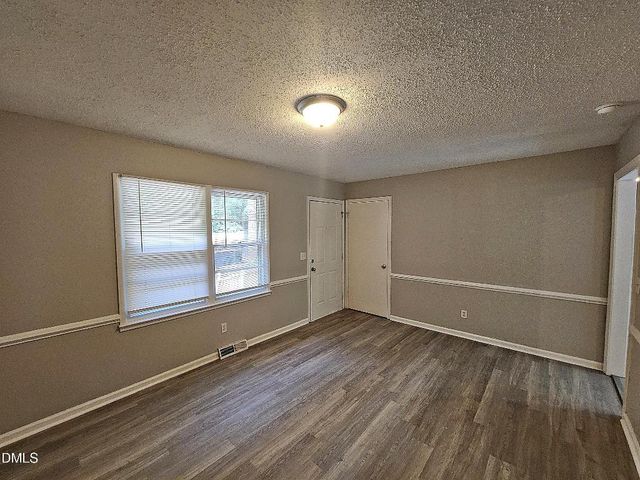 1312 Parks Village Road, Zebulon, NC 27597