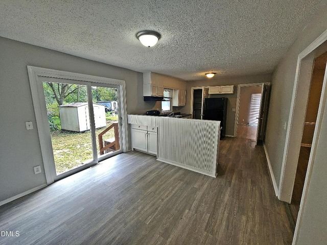 1312 Parks Village Road, Zebulon, NC 27597