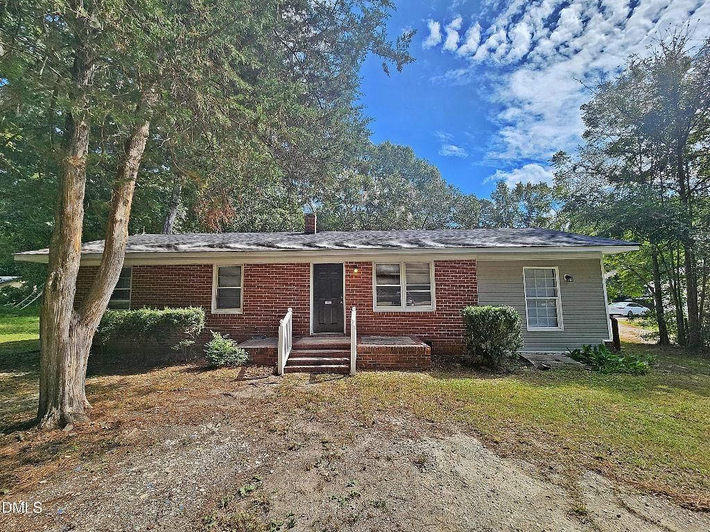 1312 Parks Village Road, Zebulon, NC 27597