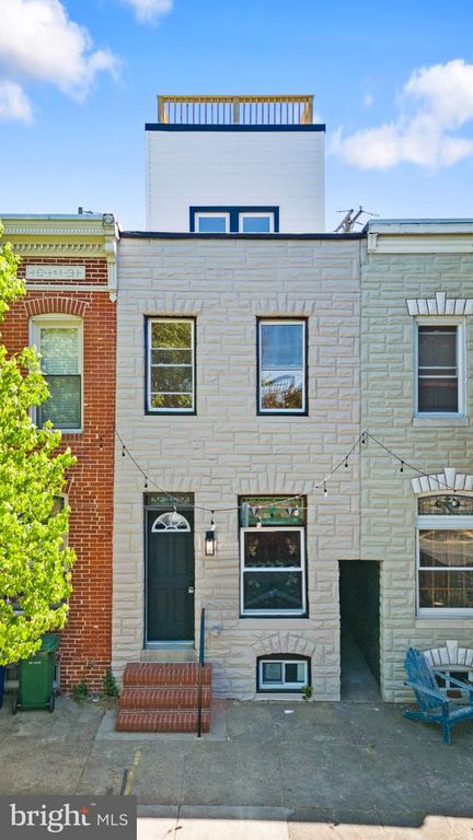 Image 3 of property listing at 607 S MILTON AVE, Baltimore, MD 21224
