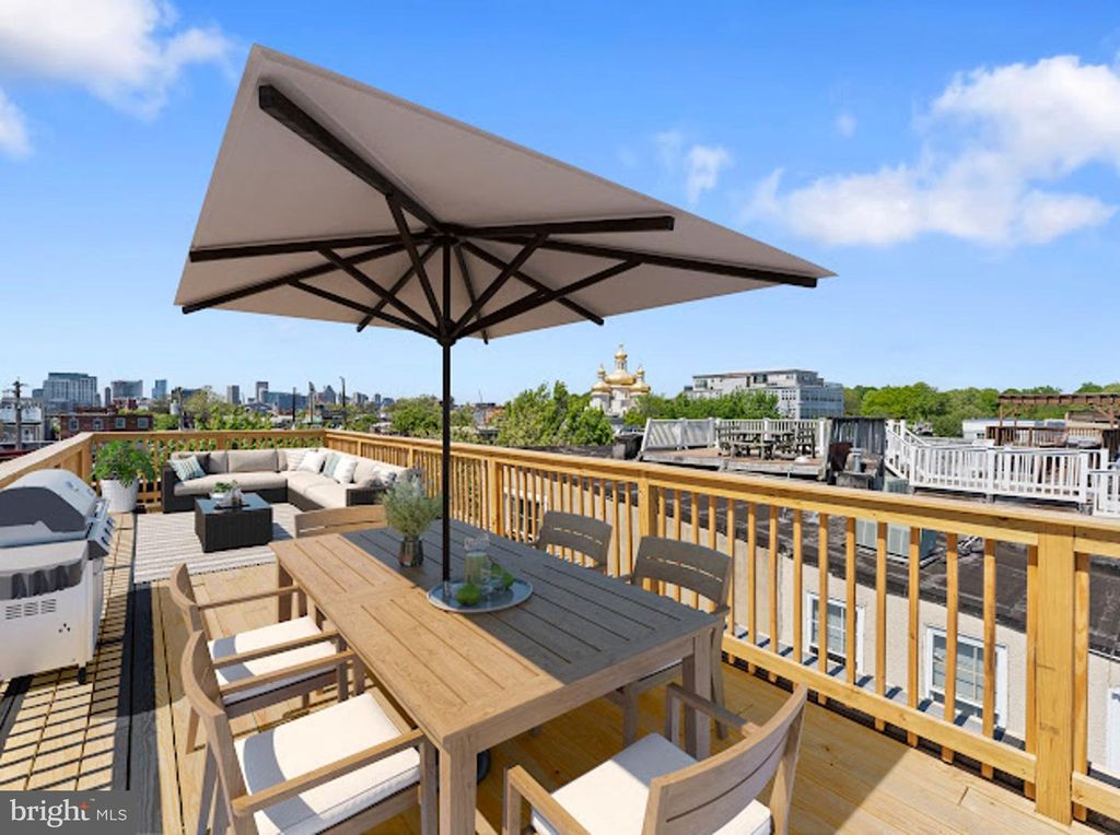 Image 36 of property listing at 607 S MILTON AVE, Baltimore, MD 21224