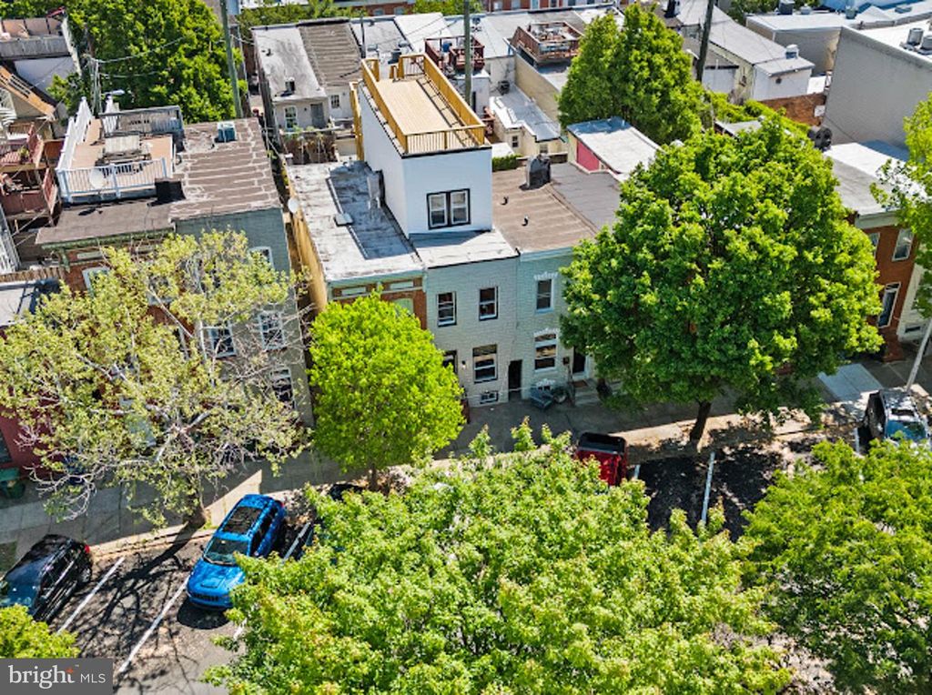 Image 51 of property listing at 607 S MILTON AVE, Baltimore, MD 21224