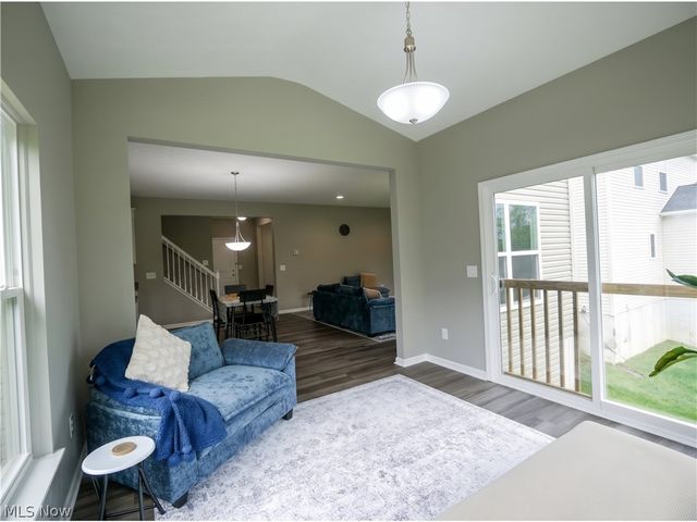 3397 Buckeye Trail, Uniontown, OH 44685