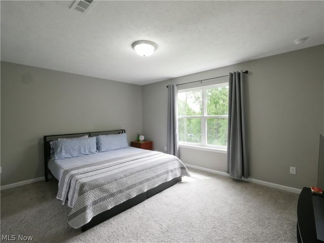 3397 Buckeye Trail, Uniontown, OH 44685
