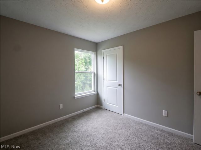 3397 Buckeye Trail, Uniontown, OH 44685