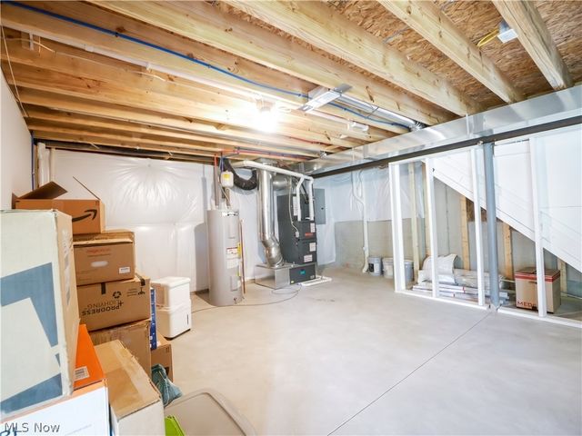 3397 Buckeye Trail, Uniontown, OH 44685