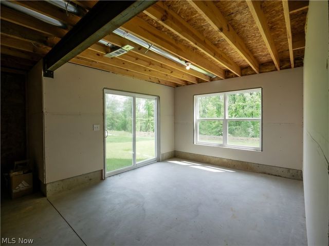 3397 Buckeye Trail, Uniontown, OH 44685