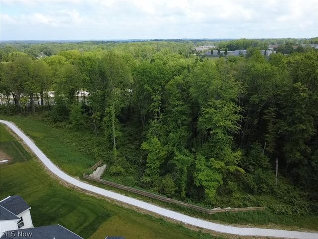 3397 Buckeye Trail, Uniontown, OH 44685