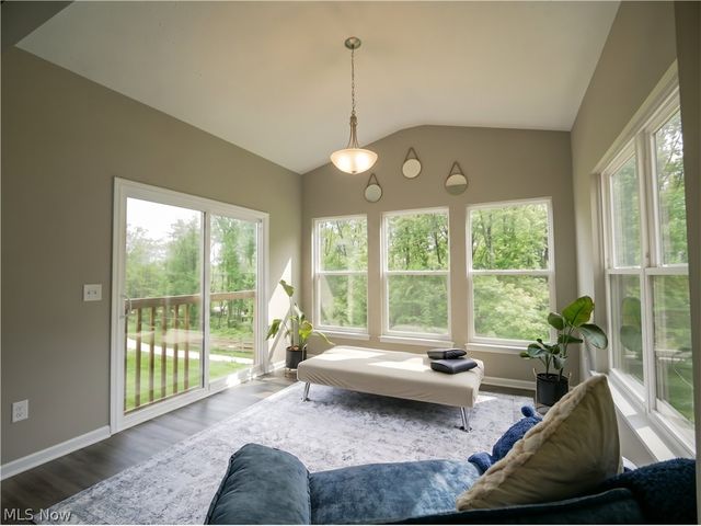 3397 Buckeye Trail, Uniontown, OH 44685